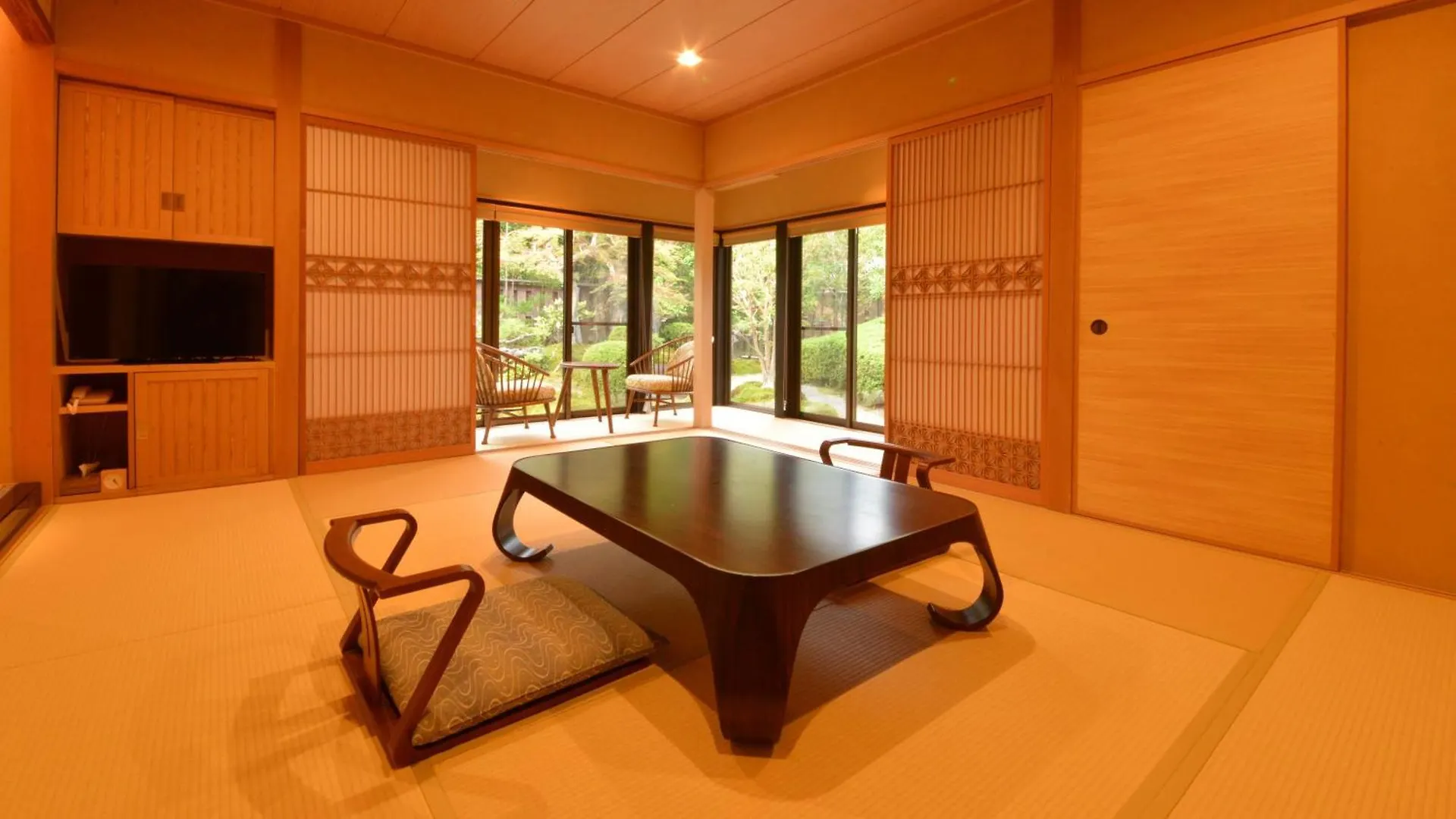 ****  Japanese Ryokan Seryo Kyoto Japan